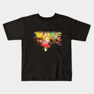 Mystic Toadstool, magic mushroom Kids T-Shirt